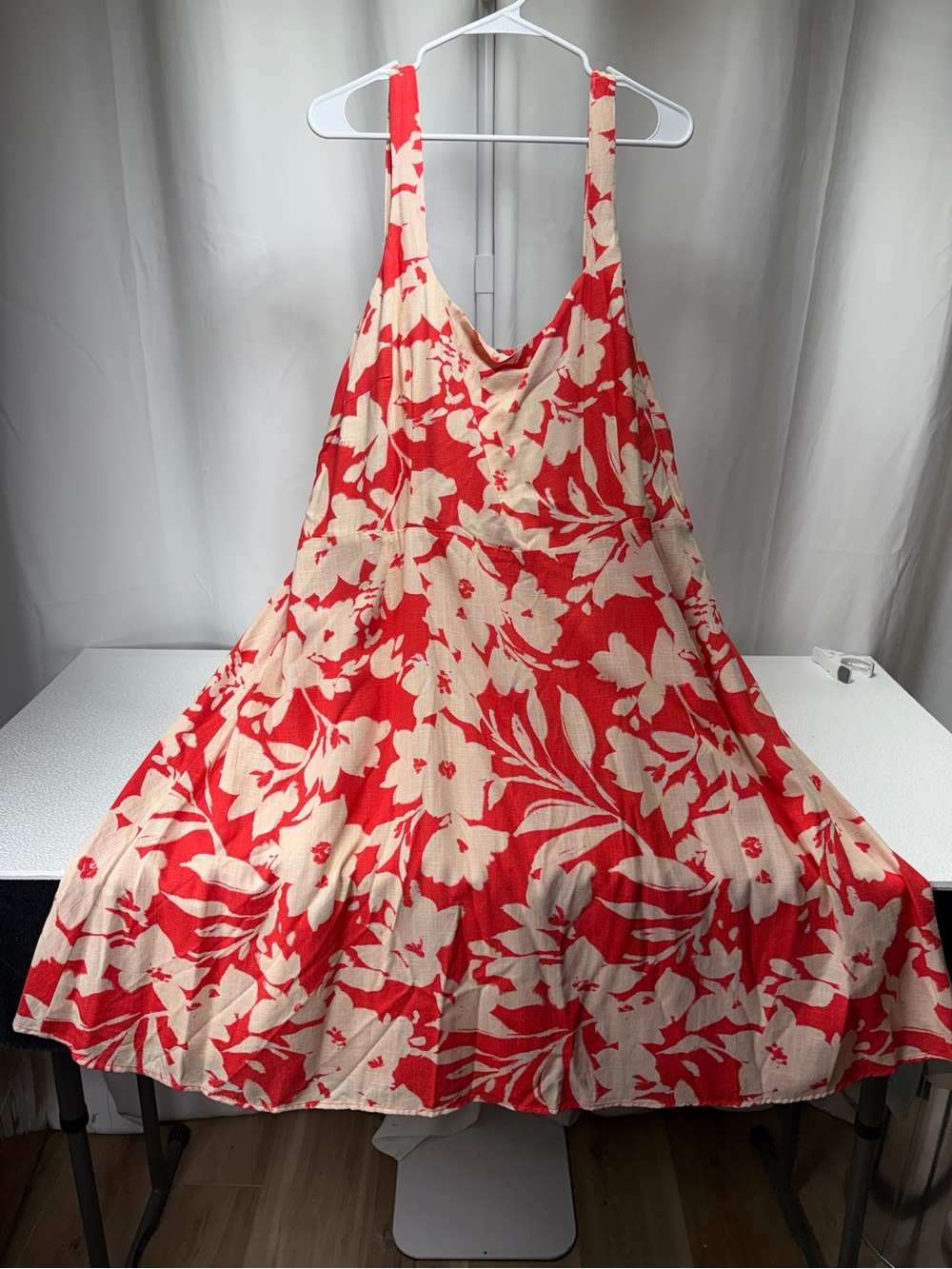 Vince Camuto Red and Cream Floral A-Line Midi Dress